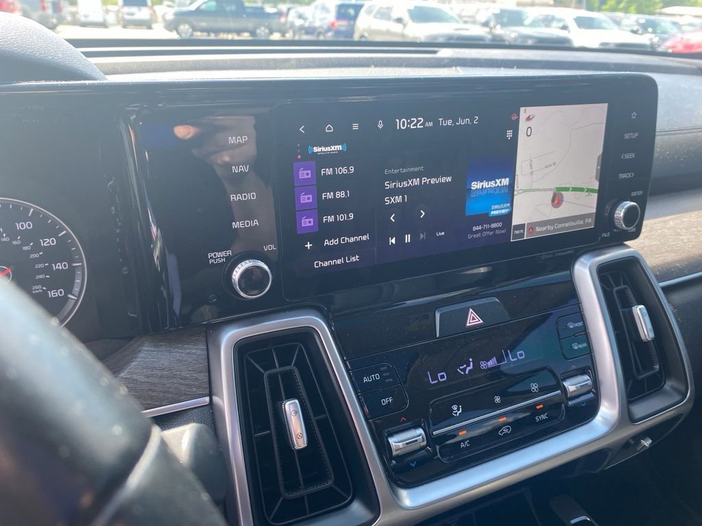 Used 2023 Kia Sorento S w/ Panoramic Sunroof Package AWD/4WD image 16