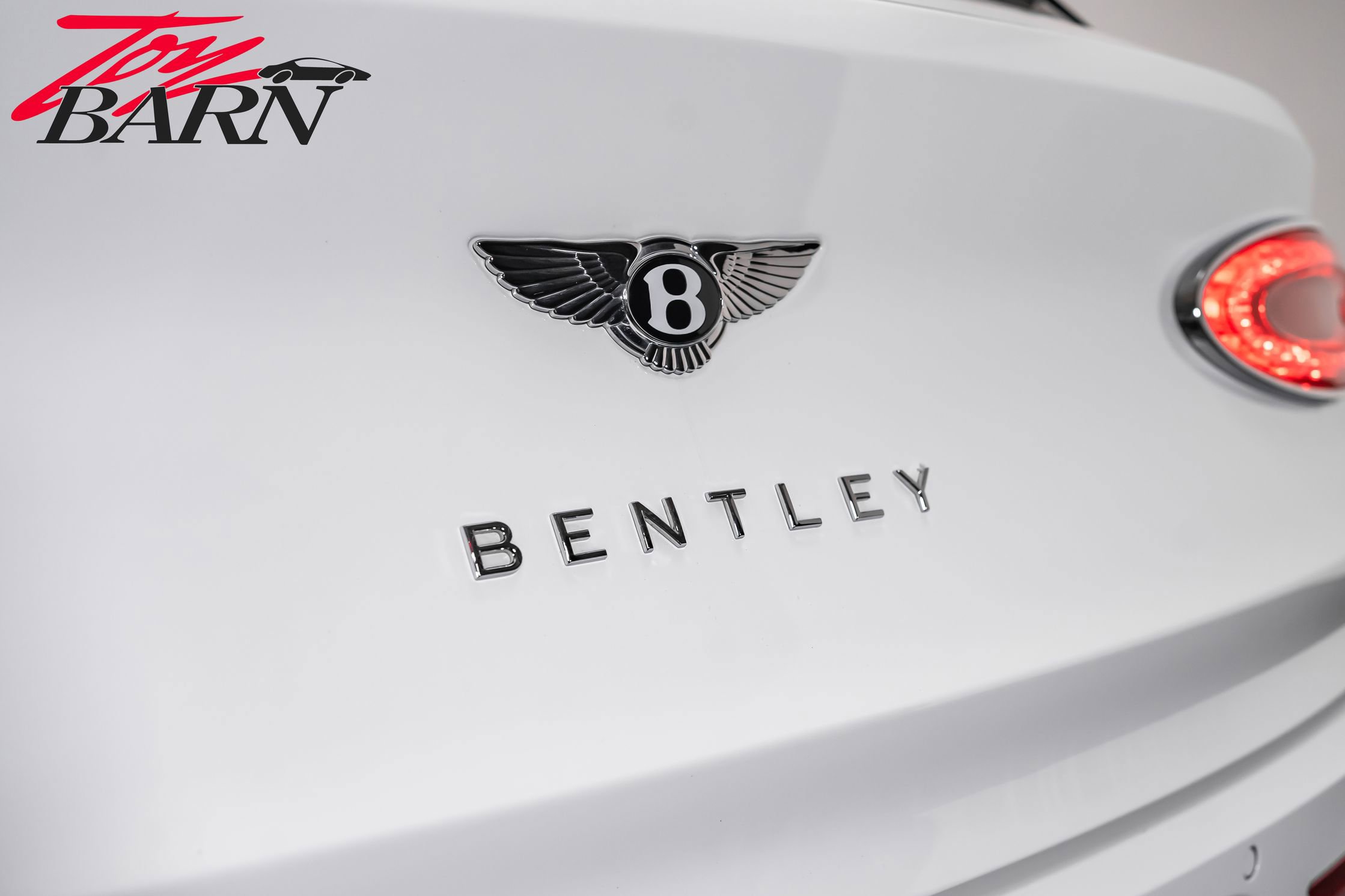 Used 2021 Bentley Bentayga image 13
