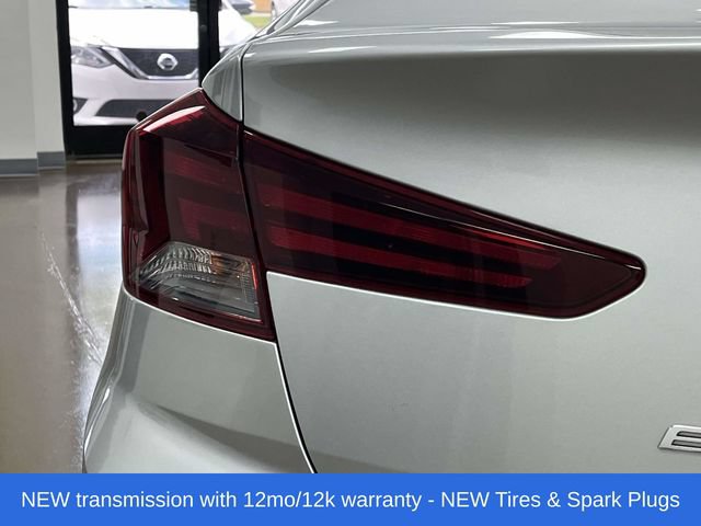 Used 2020 Hyundai Elantra SEL FWD image 11