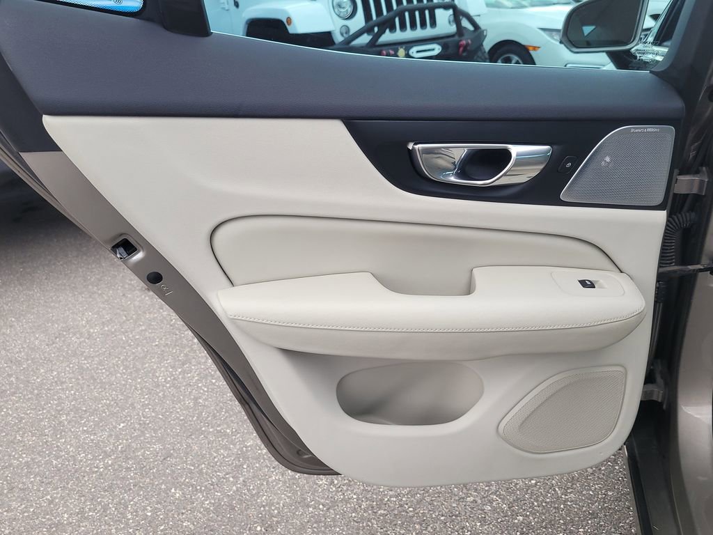 Used 2019 Volvo S60 T6 Inscription AWD/4WD image 10