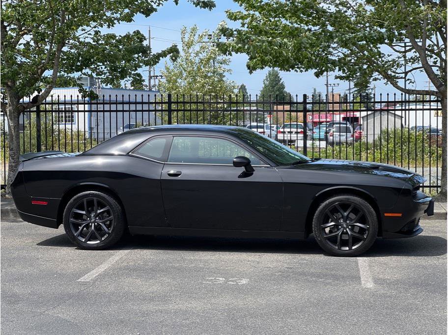 Used 2021 Dodge Challenger SXT w/ Blacktop Package image 1