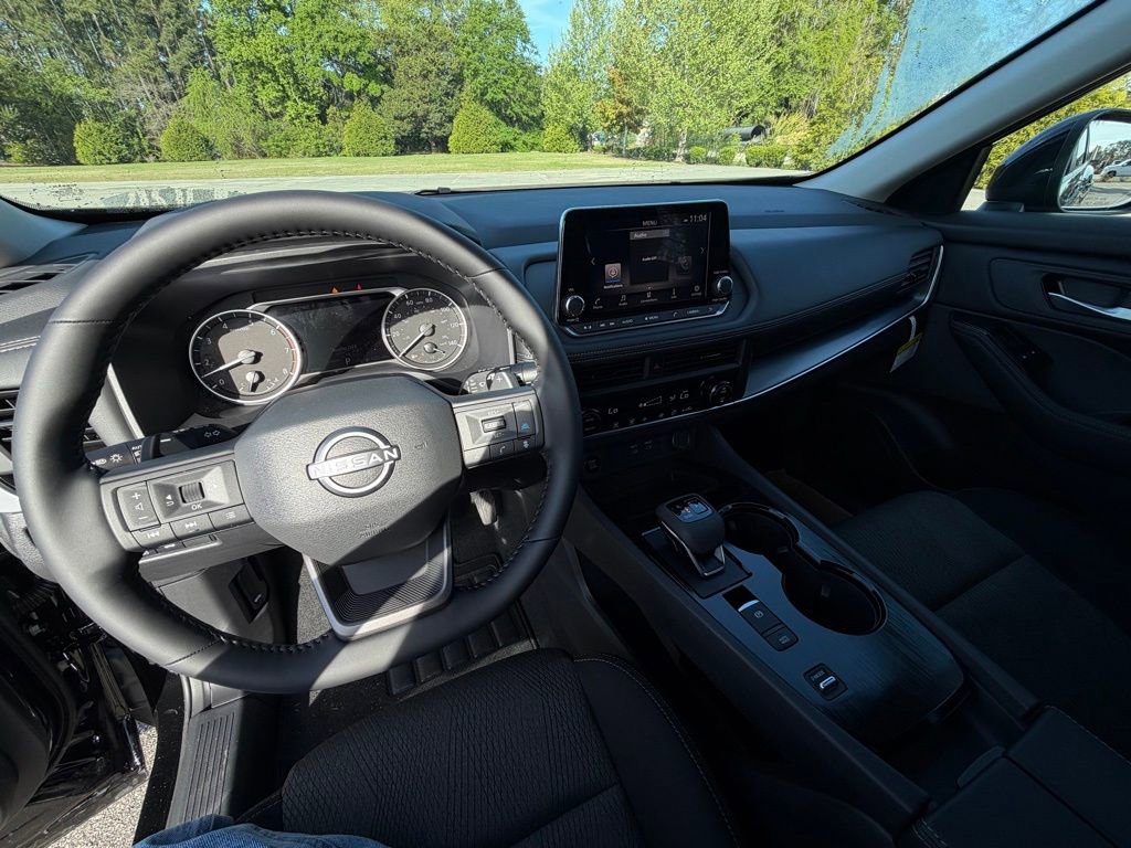 New 2026 Nissan Rogue SV FWD image 19