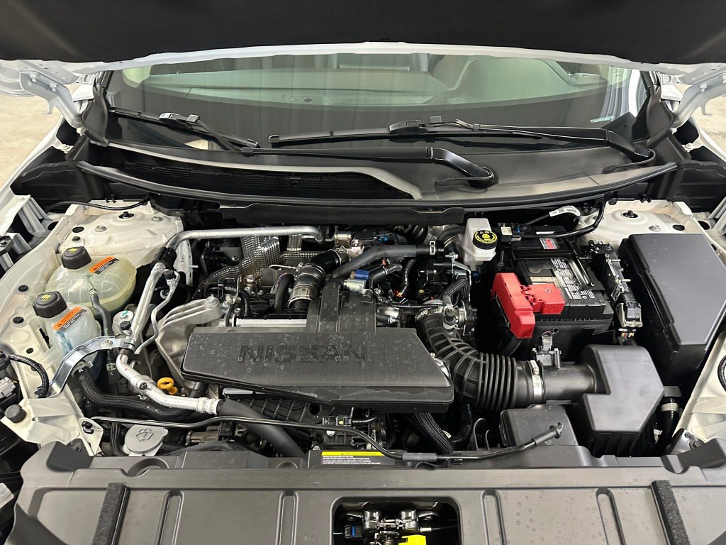 Used 2026 Nissan Rogue SV AWD/4WD image 36