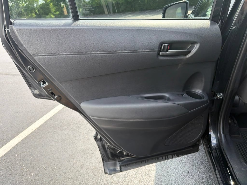 Used 2023 Toyota Corolla Cross LE w/ Moonroof Package AWD/4WD image 20
