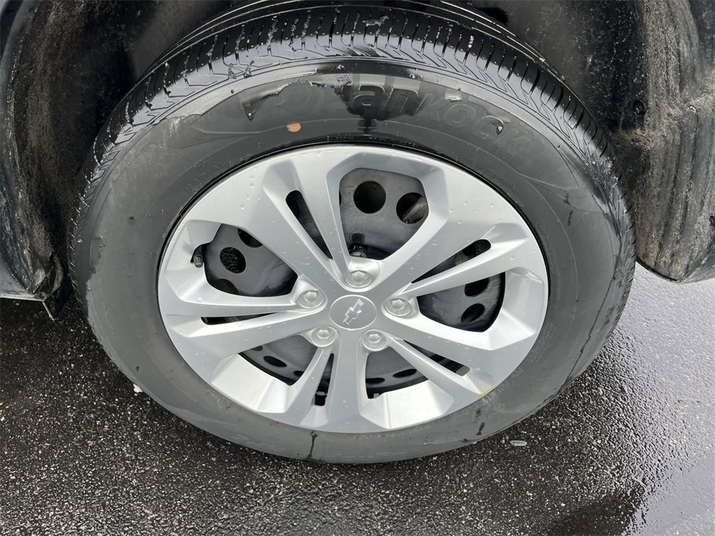 Certified 2024 Chevrolet Trax LS w/ Driver Confidence Package image 29