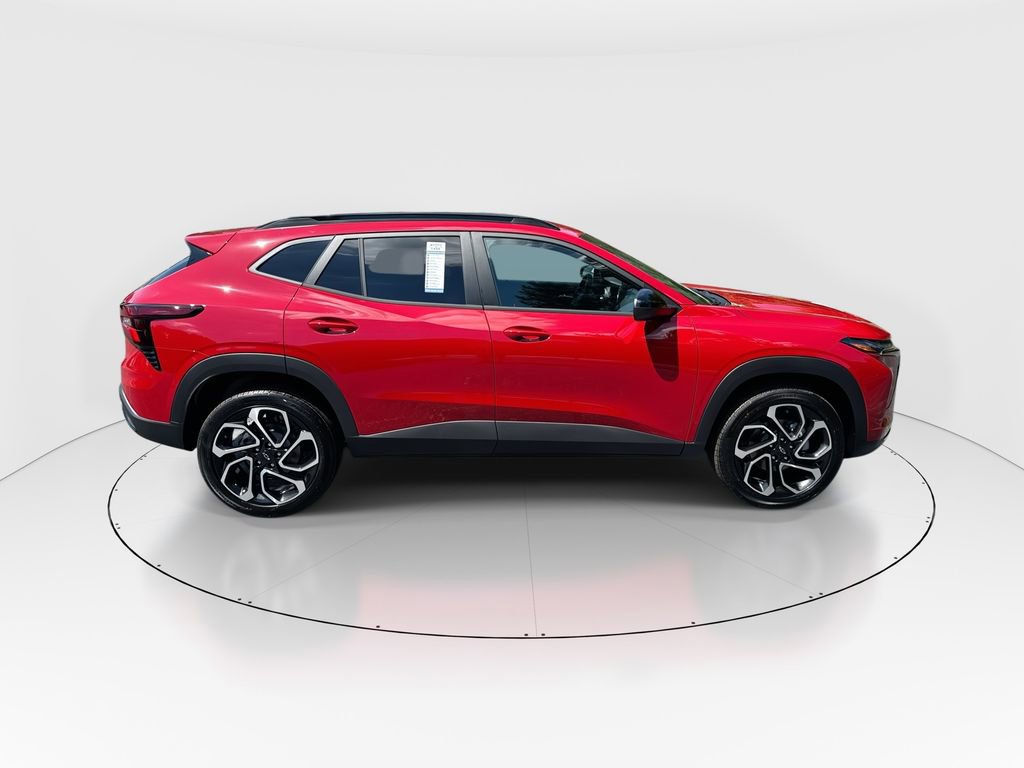 New 2026 Chevrolet Trax RS w/ Driver Confidence Package FWD image 9