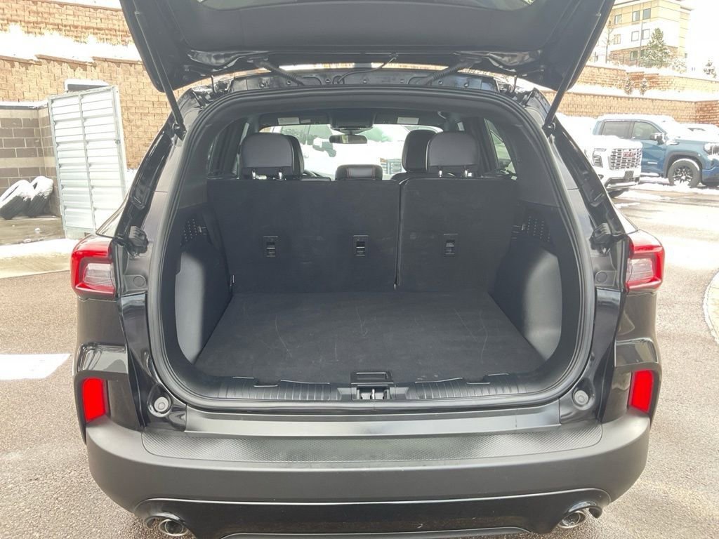 Used 2025 Ford Escape ST-Line image 20
