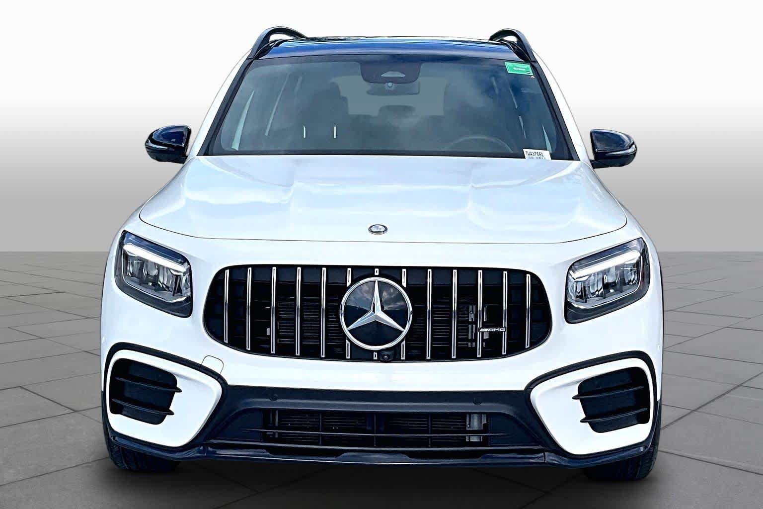 Used 2026 Mercedes-Benz GLB 35 AMG 4MATIC image 4
