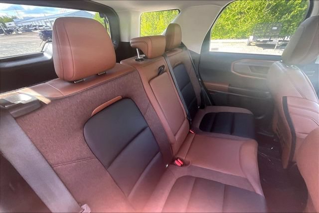Used 2025 Ford Bronco Sport Outer Banks w/ Outer Banks Tech Package+ AWD/4WD image 27