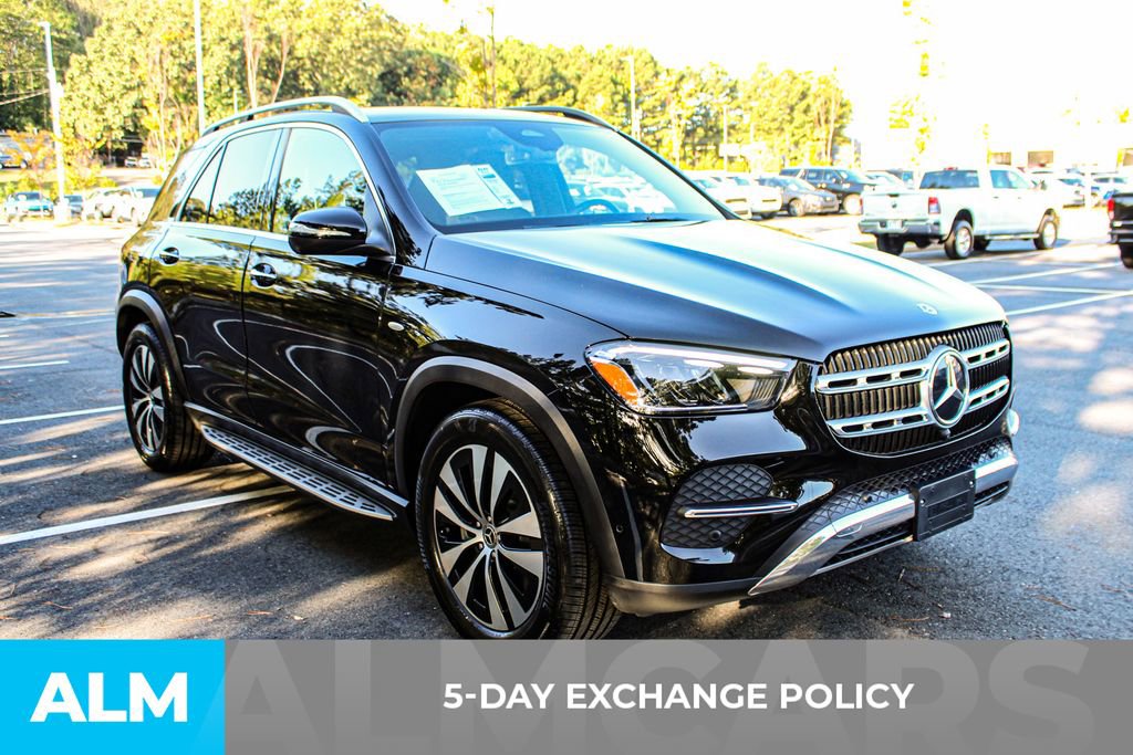Used 2025 Mercedes-Benz GLE 450e 4MATIC image 4