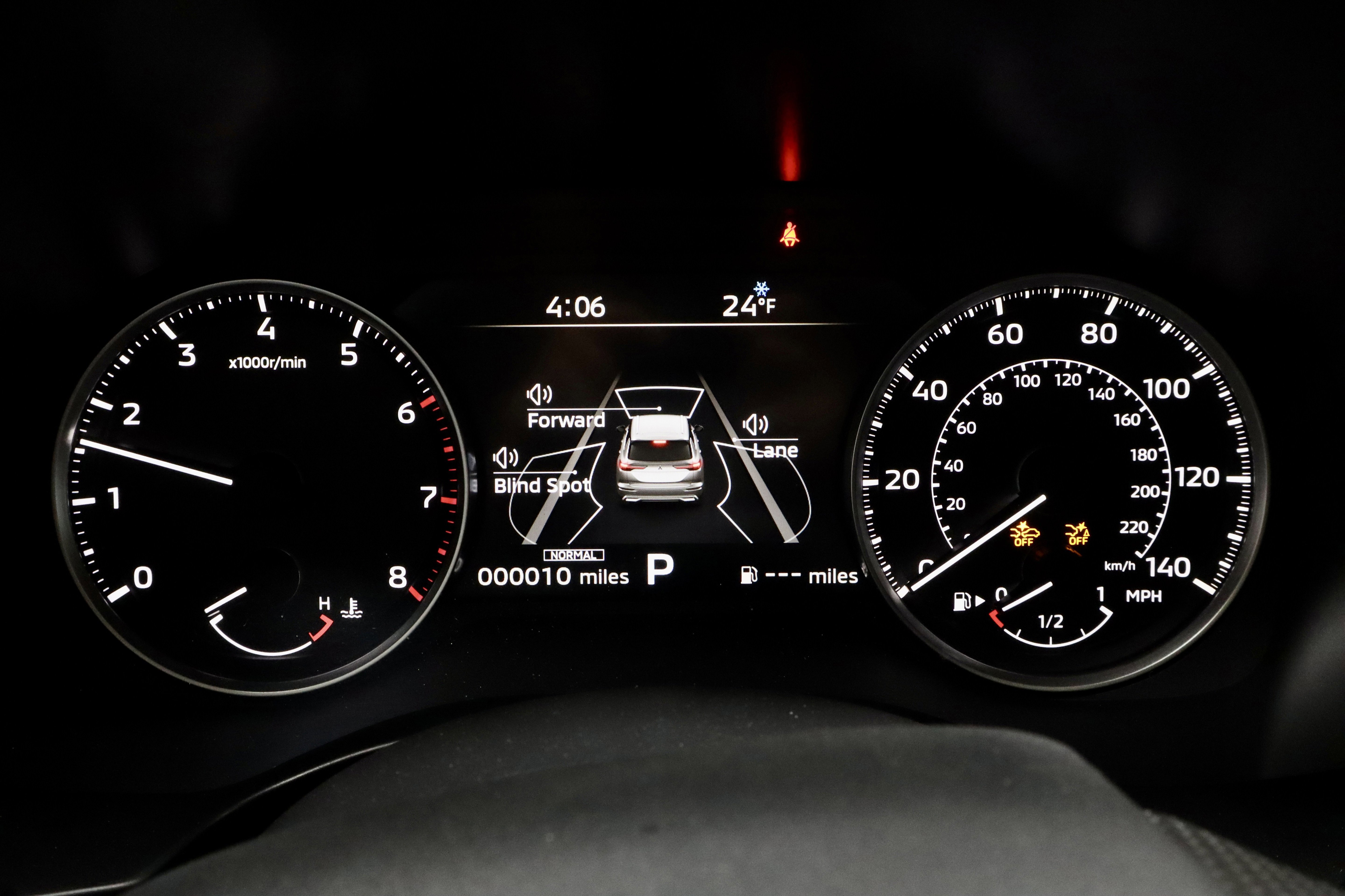 New 2026 Mitsubishi Outlander Trail Edition image 24