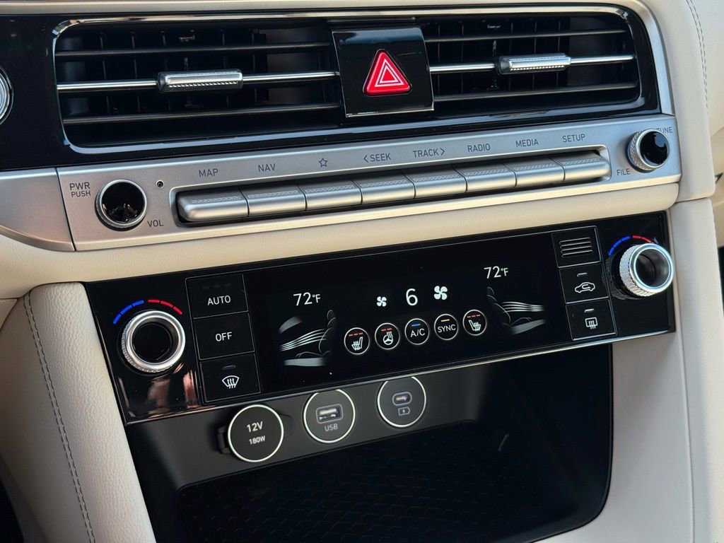 New 2026 Genesis G70 2.5T image 29