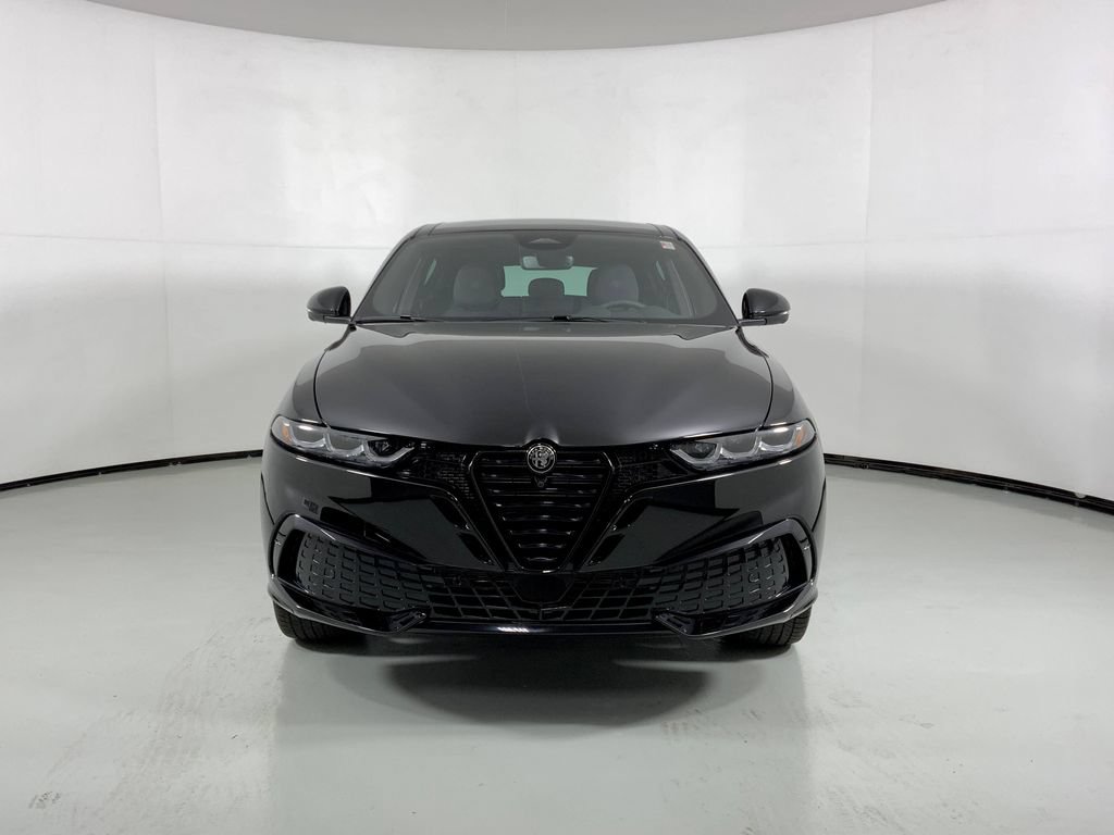New 2026 Alfa Romeo Tonale w/ Quick Order Package 23H Volce AWD/4WD image 6