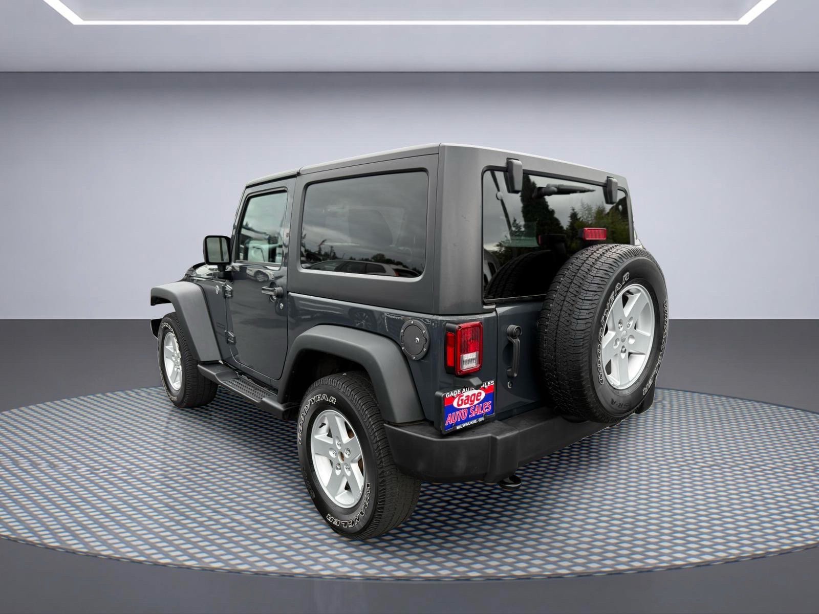 Used 2016 Jeep Wrangler Sport w/ Quick Order Package 24S AWD/4WD image 4