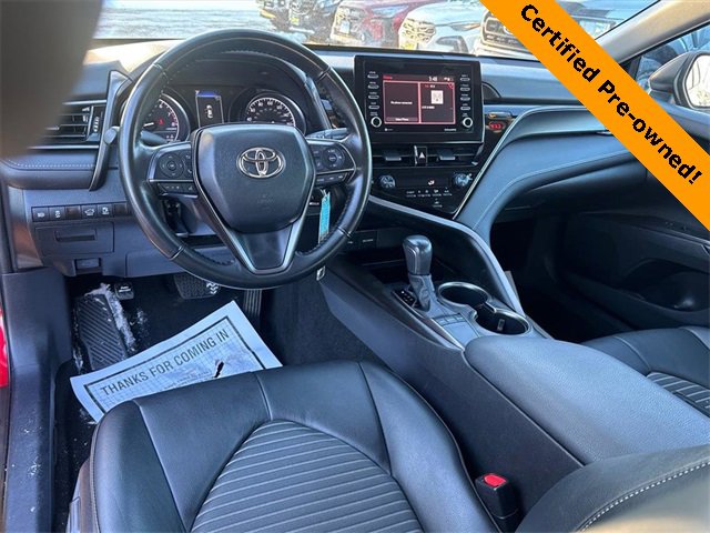 Used 2023 Toyota Camry SE image 10