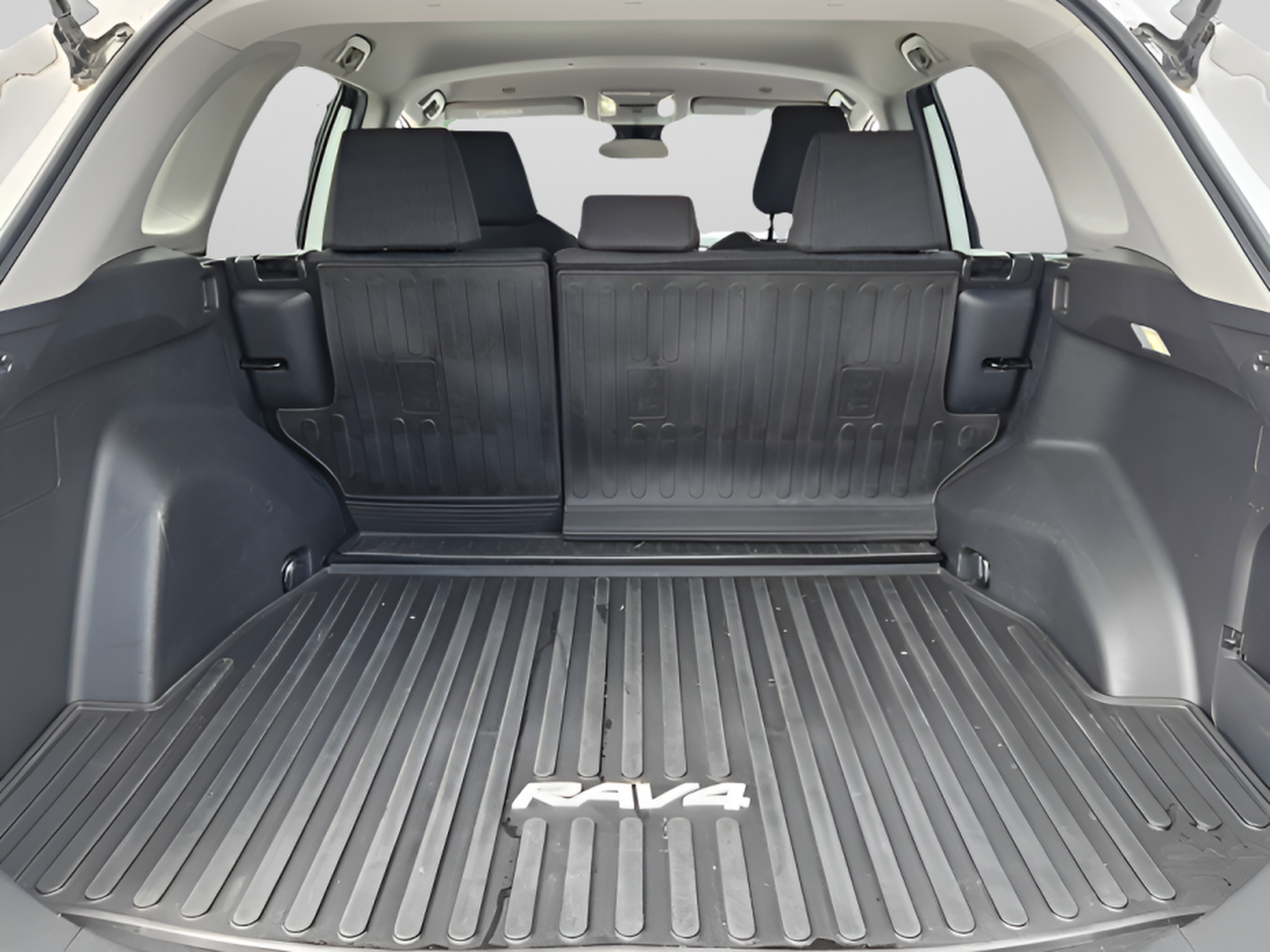 Used 2023 Toyota RAV4 LE AWD/4WD image 25