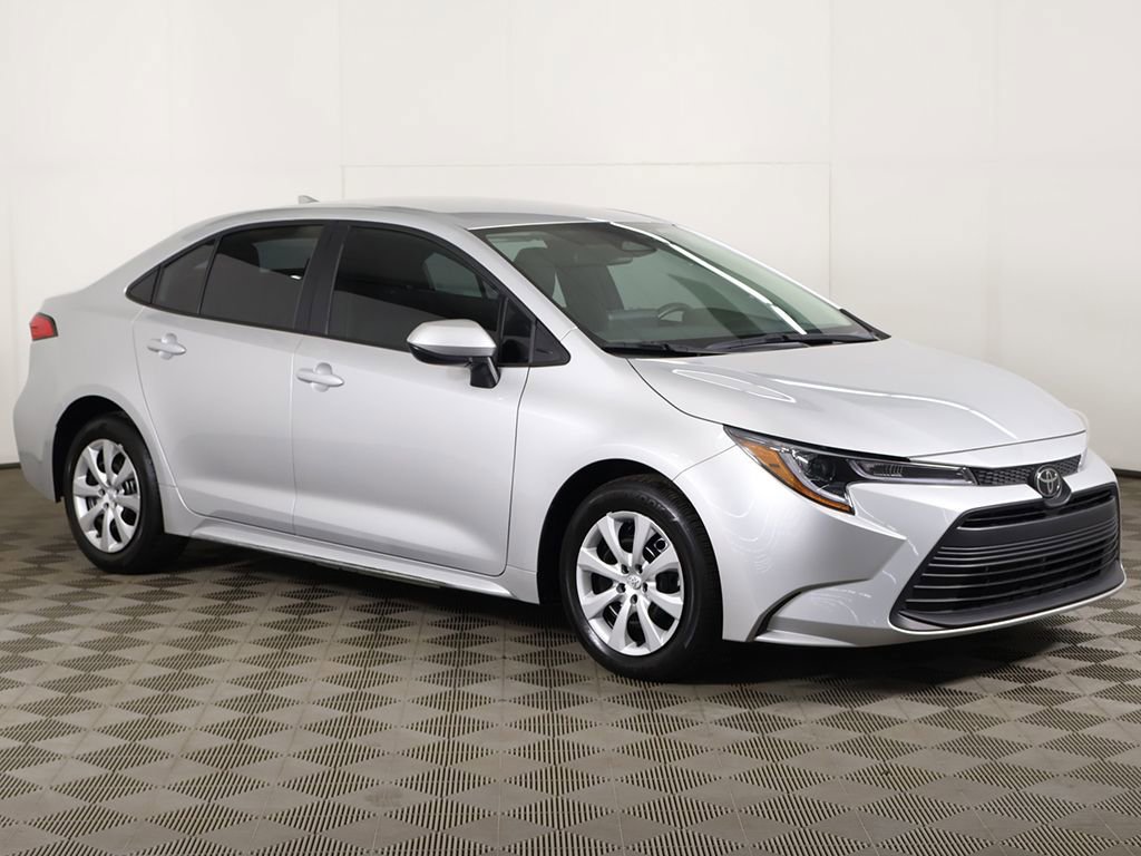 Used 2024 Toyota Corolla LE FWD image 43