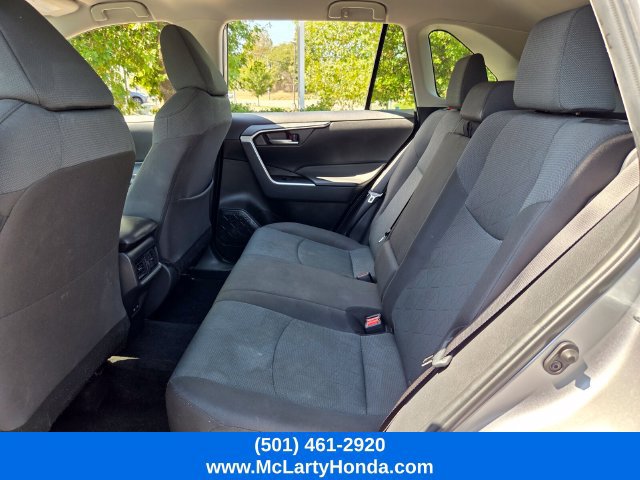 Used 2025 Toyota RAV4 XLE FWD image 10