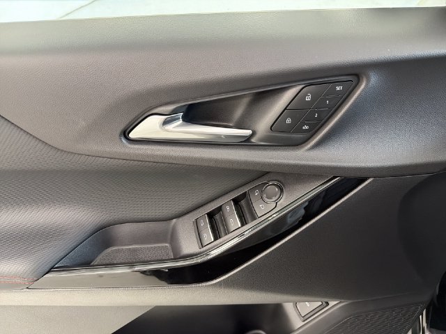 New 2027 Chevrolet Equinox RS w/ Safety and Technology Package FWD image 27