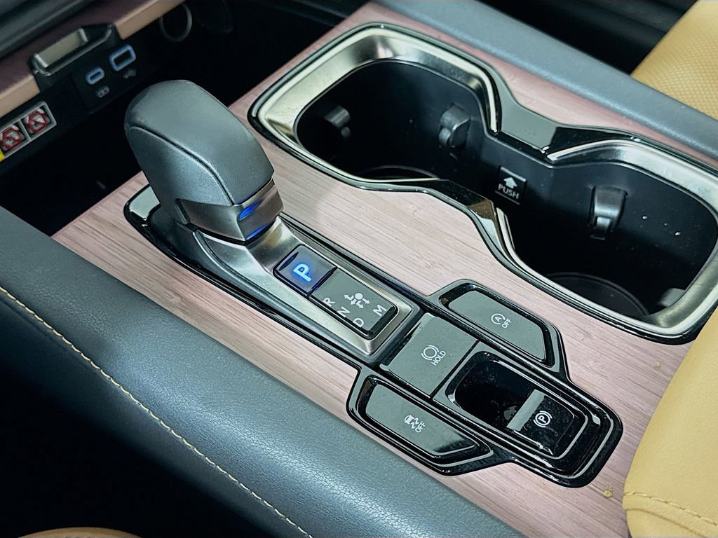 Used 2025 Lexus RX 350 Premium w/ Accessory Package (Z1) image 17