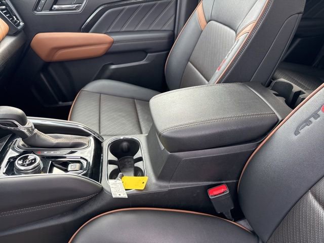 Used 2023 GMC Canyon AT4 w/ AT4 Premium Package image 17