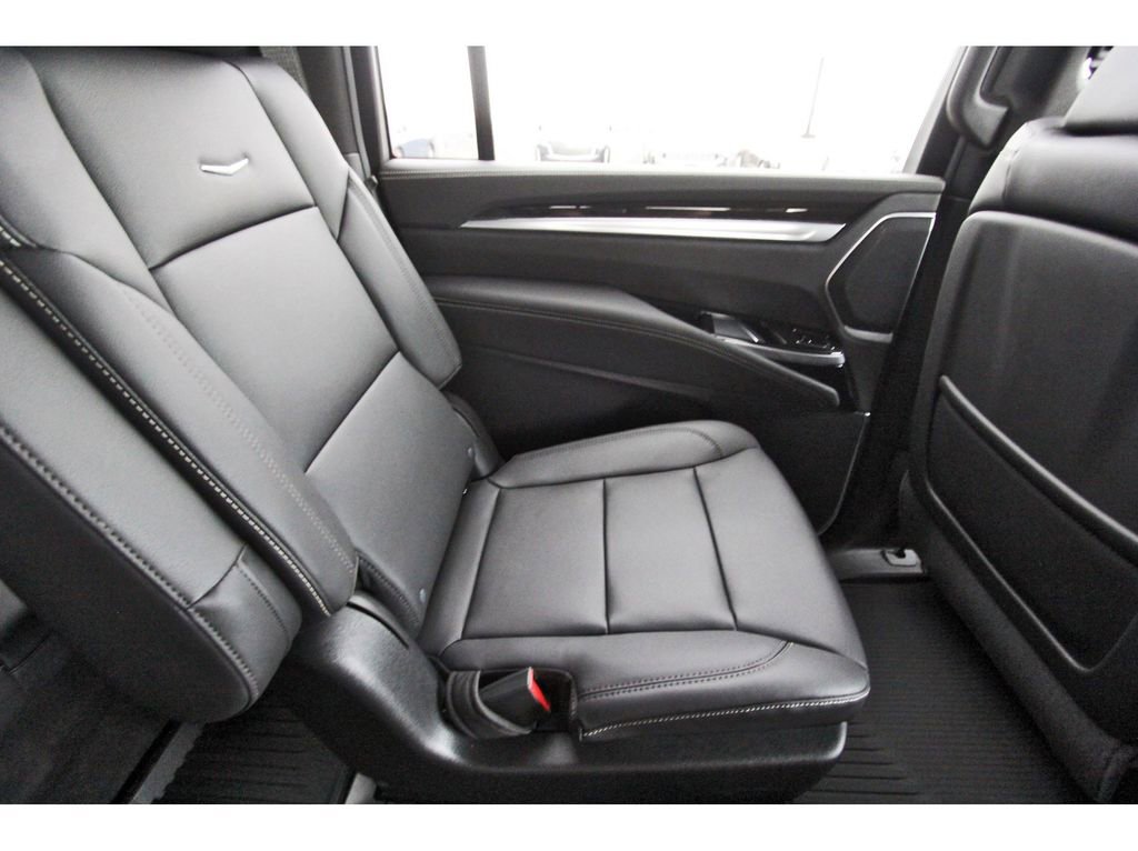 New 2026 Cadillac Escalade ESV Base image 11