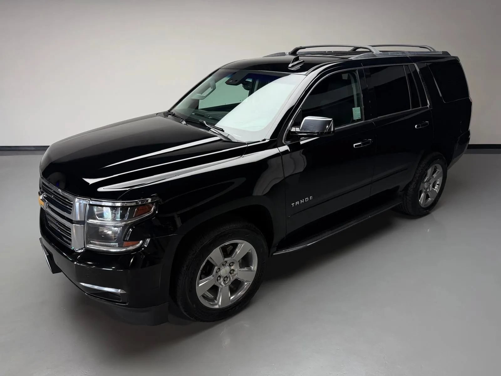 Used 2019 Chevrolet Tahoe Premier w/ Max Trailering Package AWD/4WD image 50