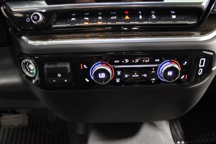 New 2026 GMC Sierra 1500 SLE w/ X31 Off-Road Package AWD/4WD image 34