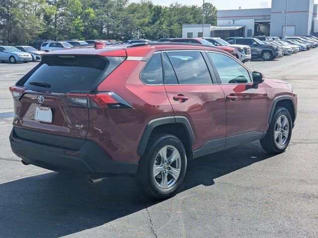 Used 2023 Toyota RAV4 XLE w/ Convenience Package FWD image 7