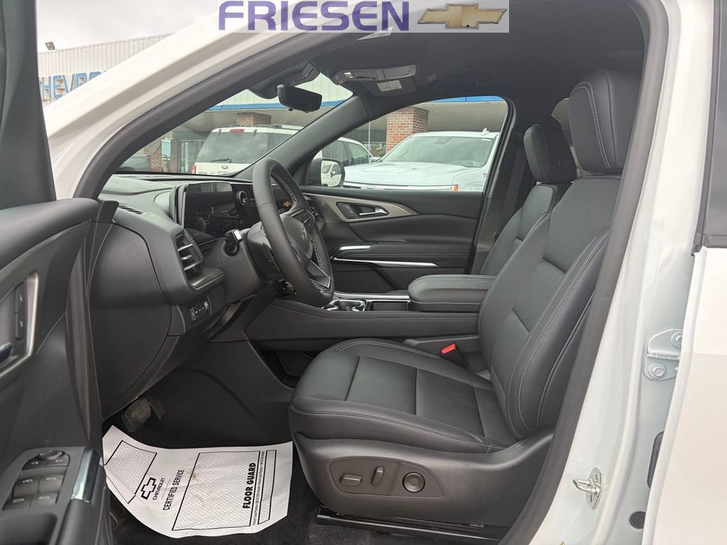 New 2027 Chevrolet Traverse LT w/ Midnight/Sport Edition AWD/4WD image 9