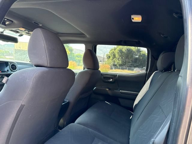 Used 2016 Toyota Tacoma TRD Off-Road AWD/4WD image 19