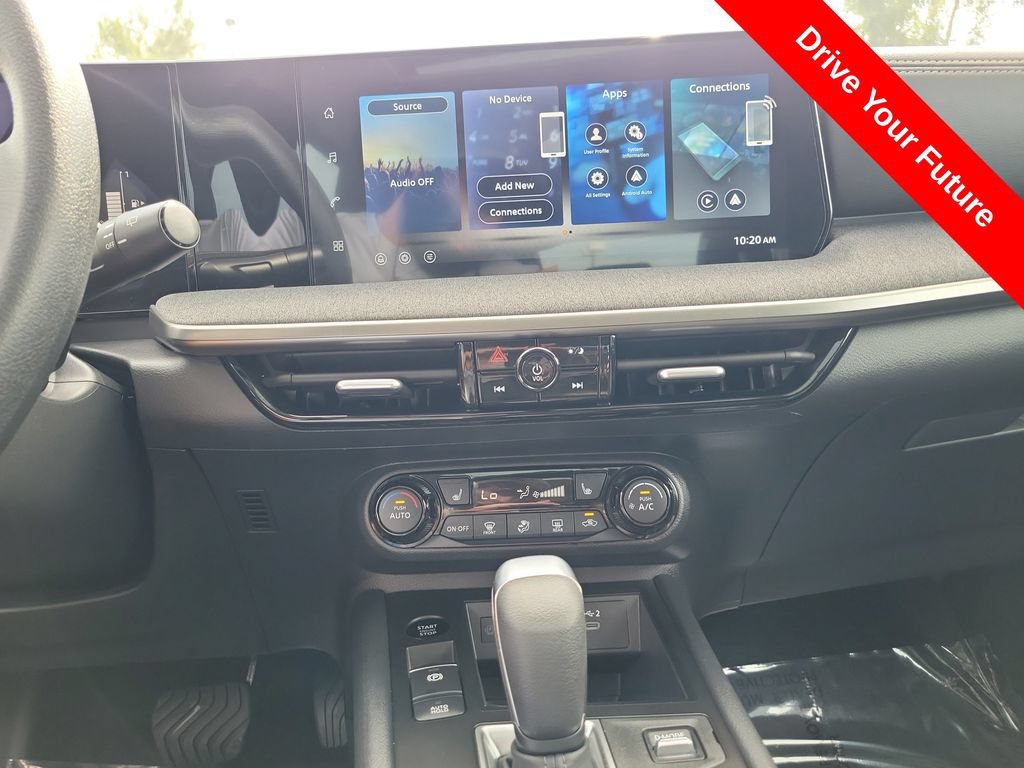 Used 2026 Nissan Kicks SV w/ SV Premium Package FWD image 15