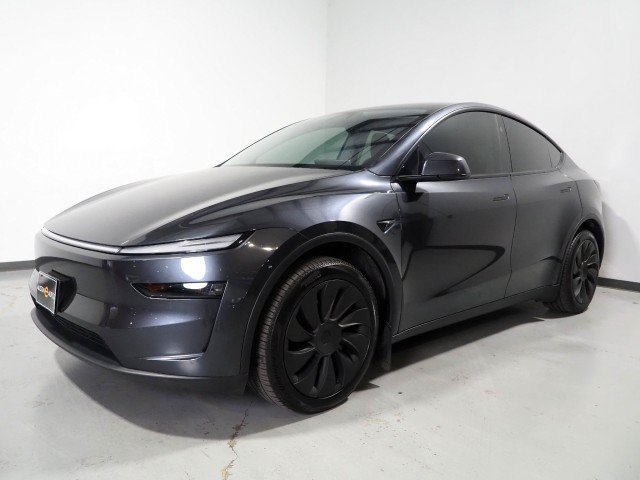 Used 2026 Tesla Model Y Long Range AWD/4WD image 11