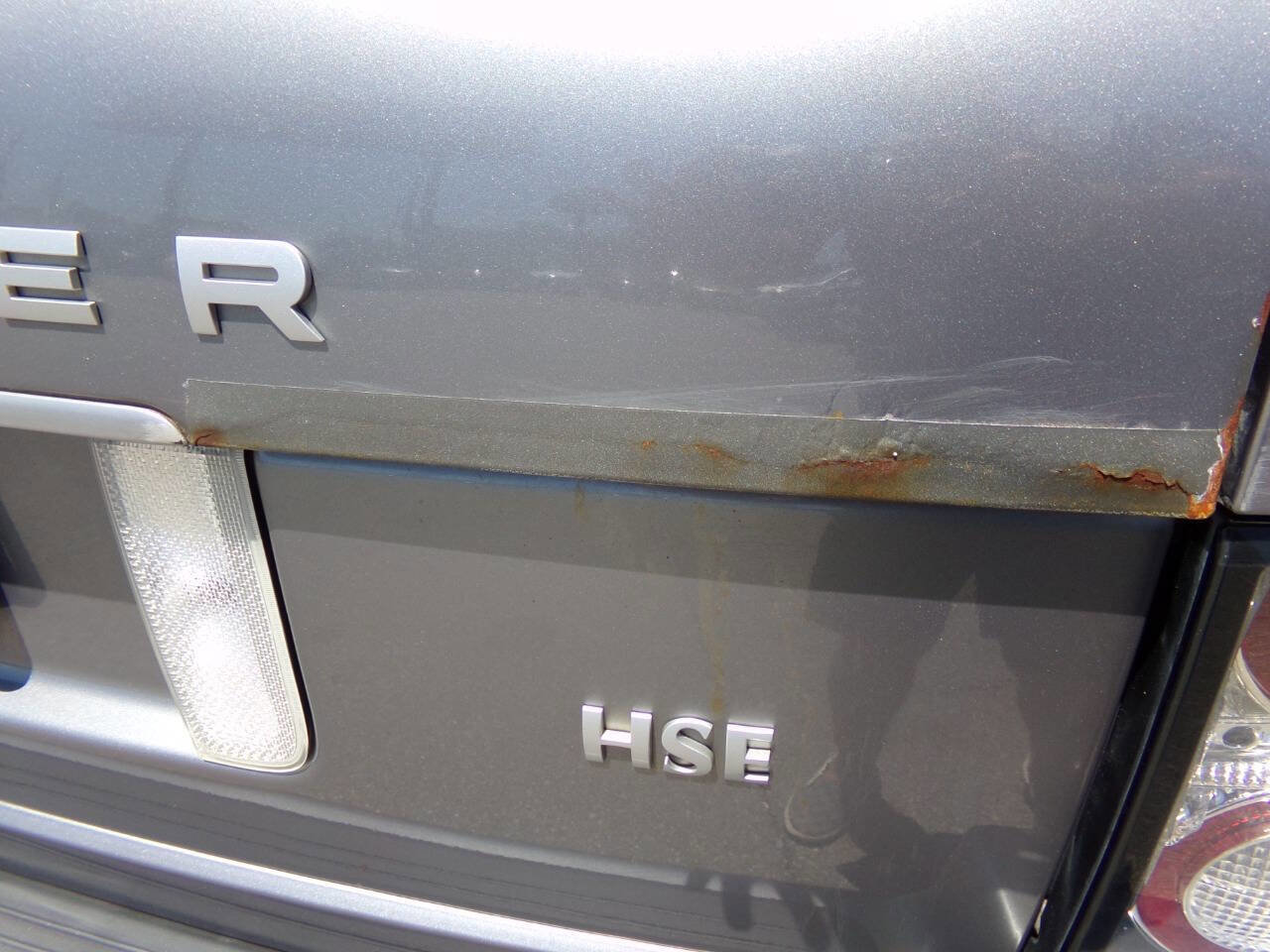 Used 2012 Land Rover Range Rover HSE image 37