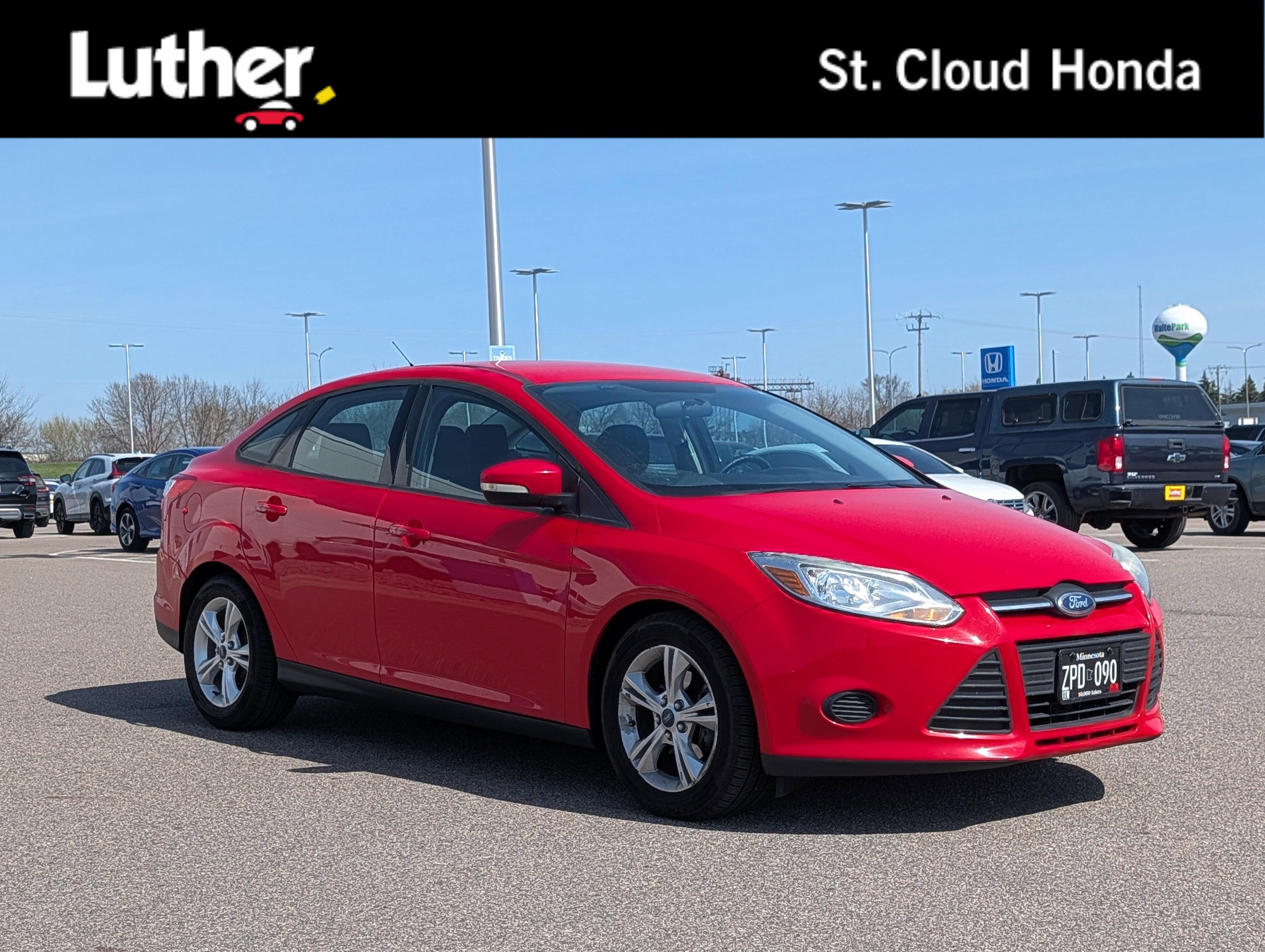 Used 2014 Ford Focus SE FWD image 1