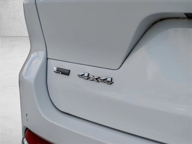 Used 2022 Jeep Grand Cherokee L Overland image 11