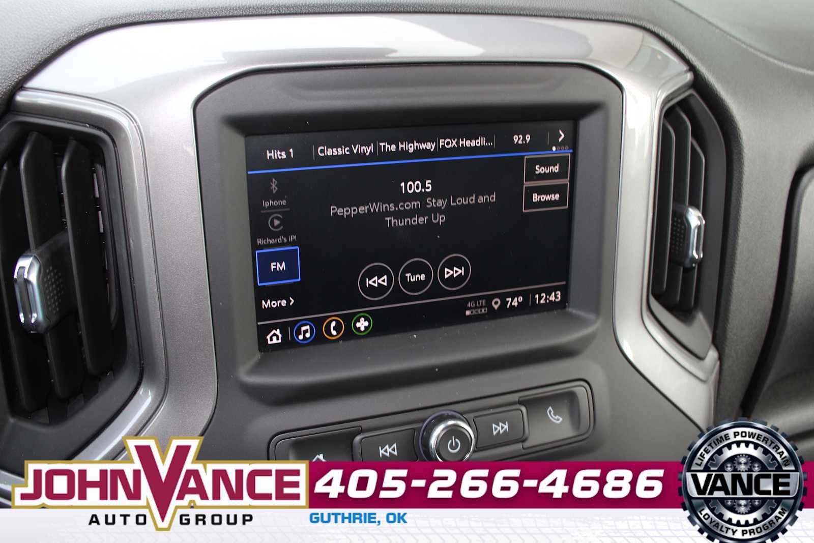 Used 2022 Chevrolet Silverado 1500 Custom image 31