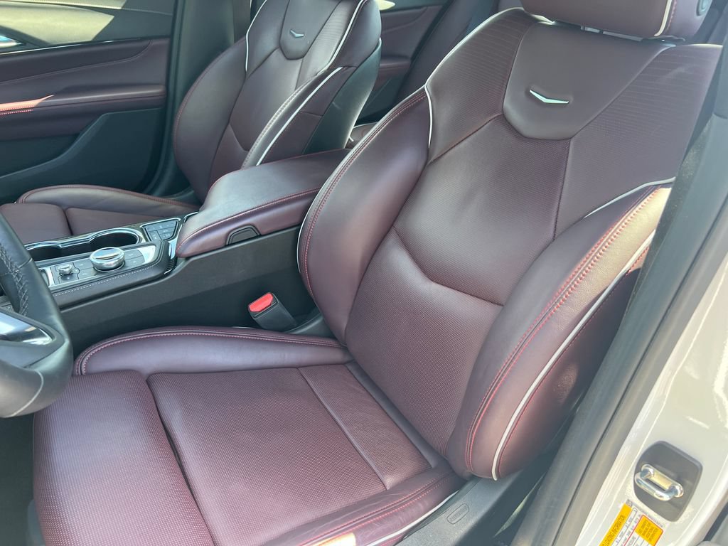 Certified 2024 Cadillac CT4 V w/ LPO, Blue Accent Package RWD image 12