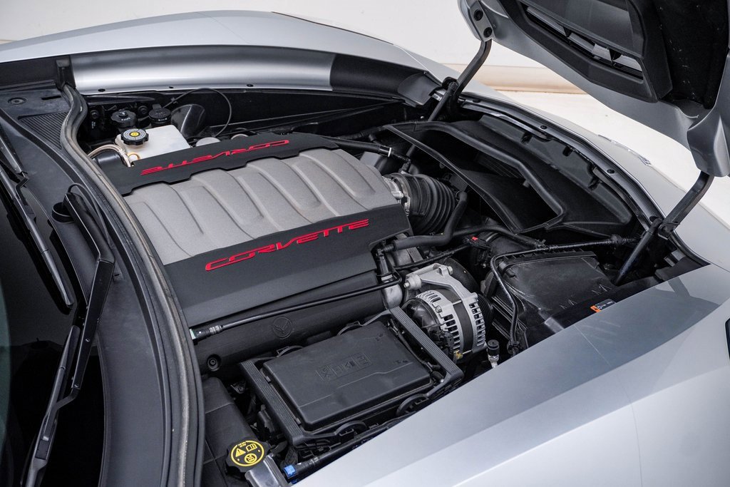 Used 2018 Chevrolet Corvette Stingray w/ Battery Protection Package image 30