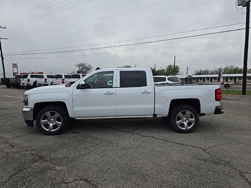Used 2018 Chevrolet Silverado 1500 LT w/ Texas Edition image 2