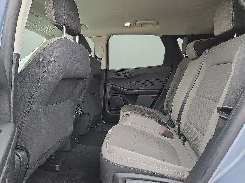 Used 2022 Ford Escape SE w/ Cold Weather Package image 16