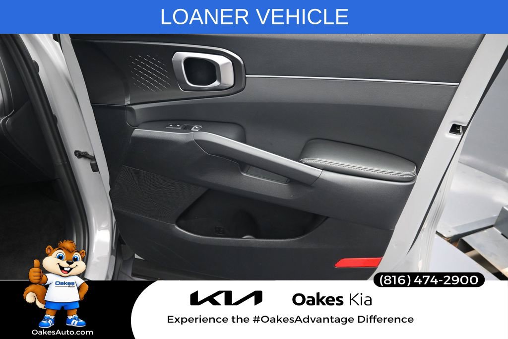Certified 2026 Kia Sorento S w/ S Panoramic Sunroof Package FWD image 37