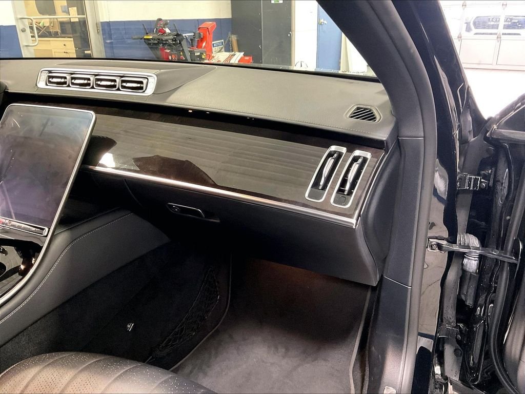 Used 2022 Mercedes-Benz S 500 4MATIC image 13