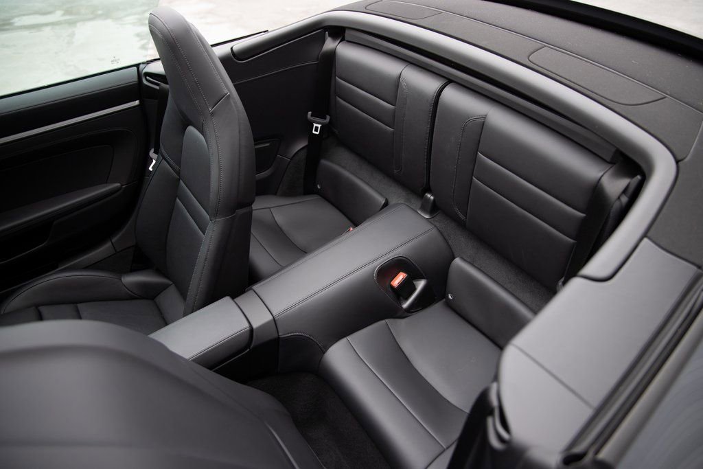 Certified 2025 Porsche 911 Carrera image 18