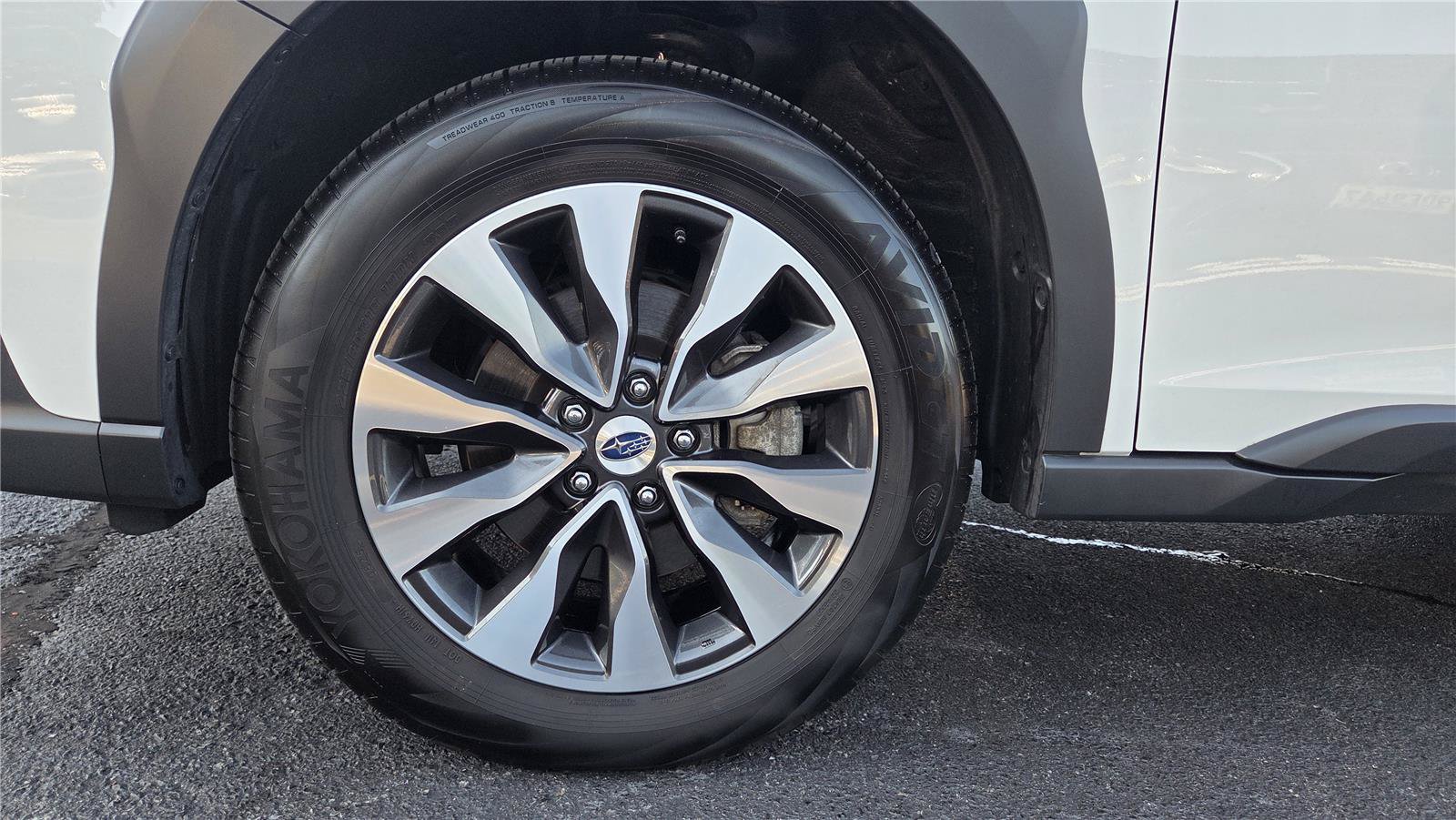 Used 2025 Subaru Outback Touring XT AWD/4WD image 11
