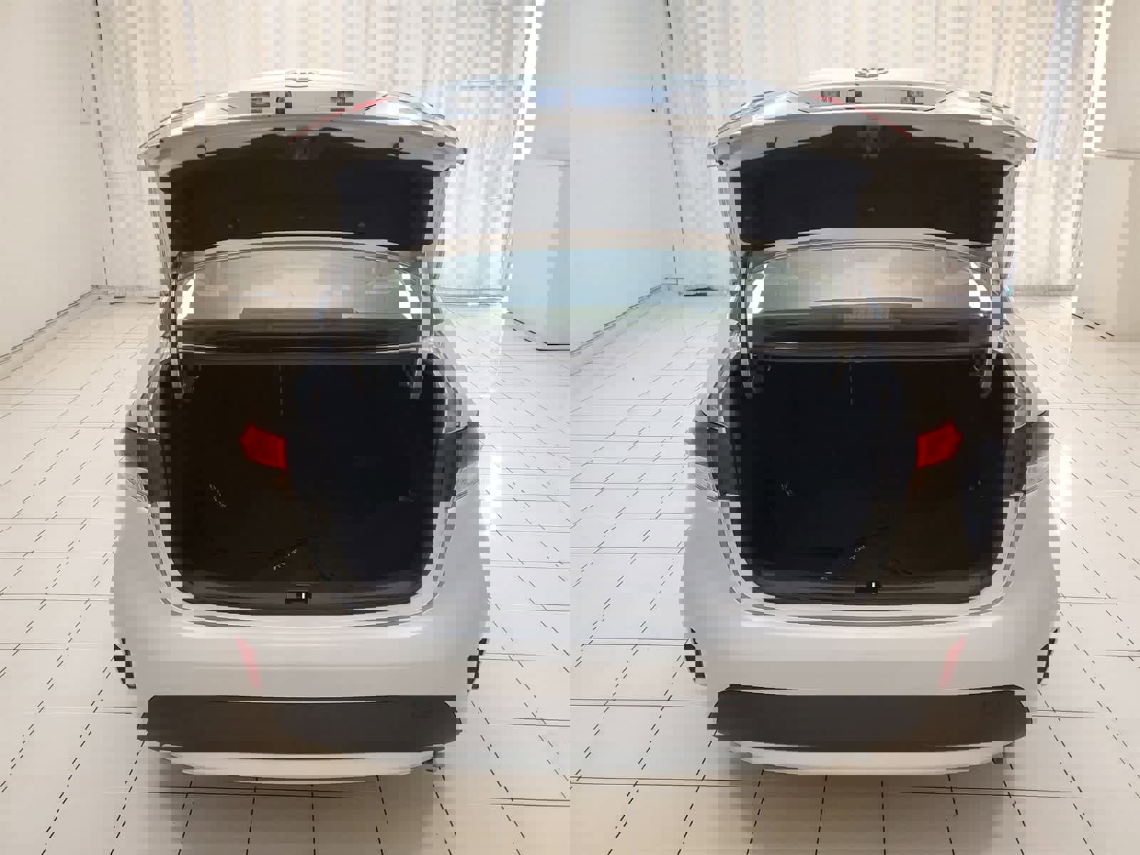 Used 2020 Toyota Corolla LE image 19