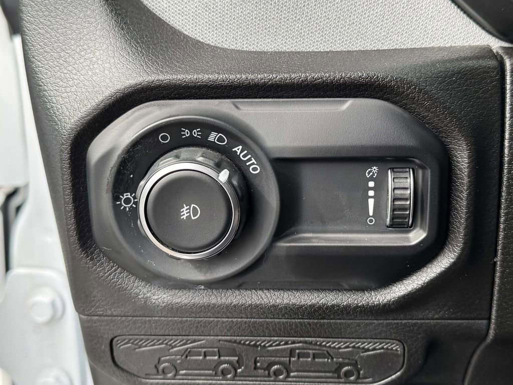 Used 2024 Jeep Wrangler Unlimited Sport AWD/4WD image 18