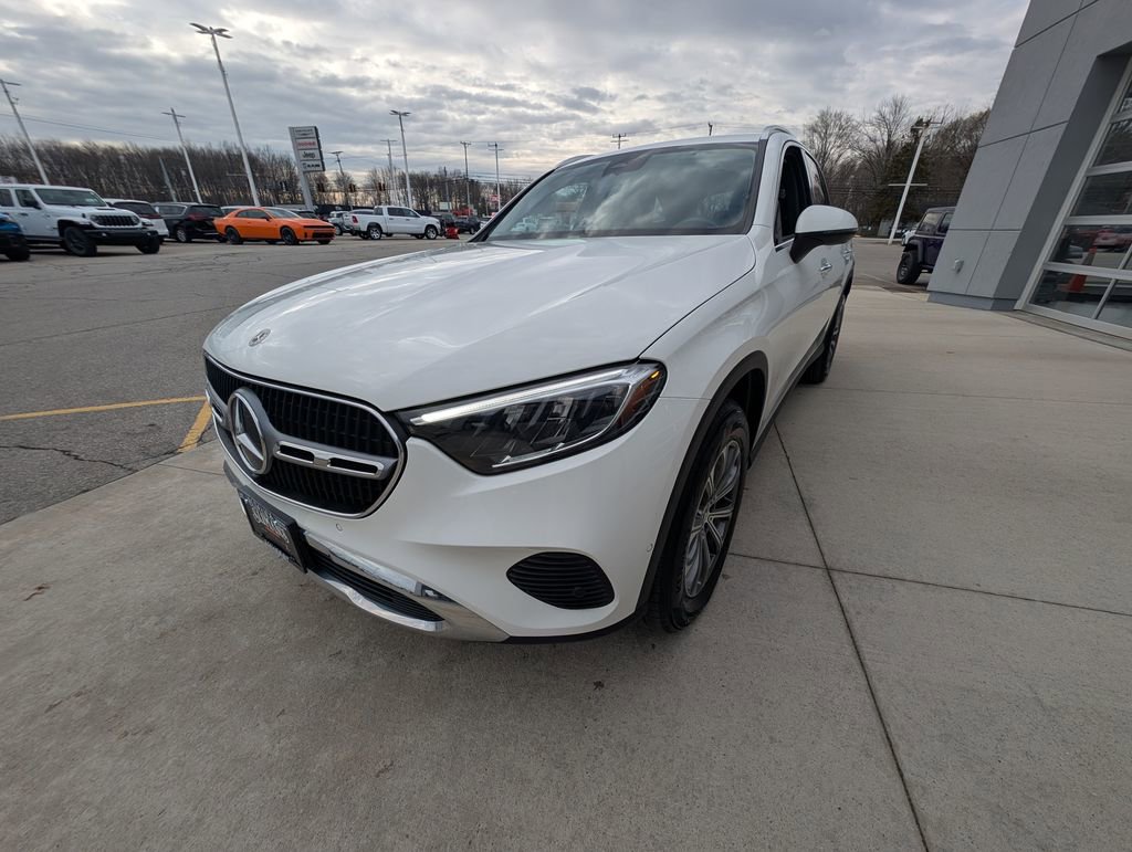 Used 2023 Mercedes-Benz GLC 300 4MATIC image 7
