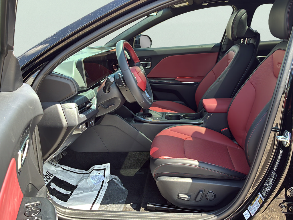 New 2026 Kia K4 EX w/ GT-Line Premium Package FWD image 22