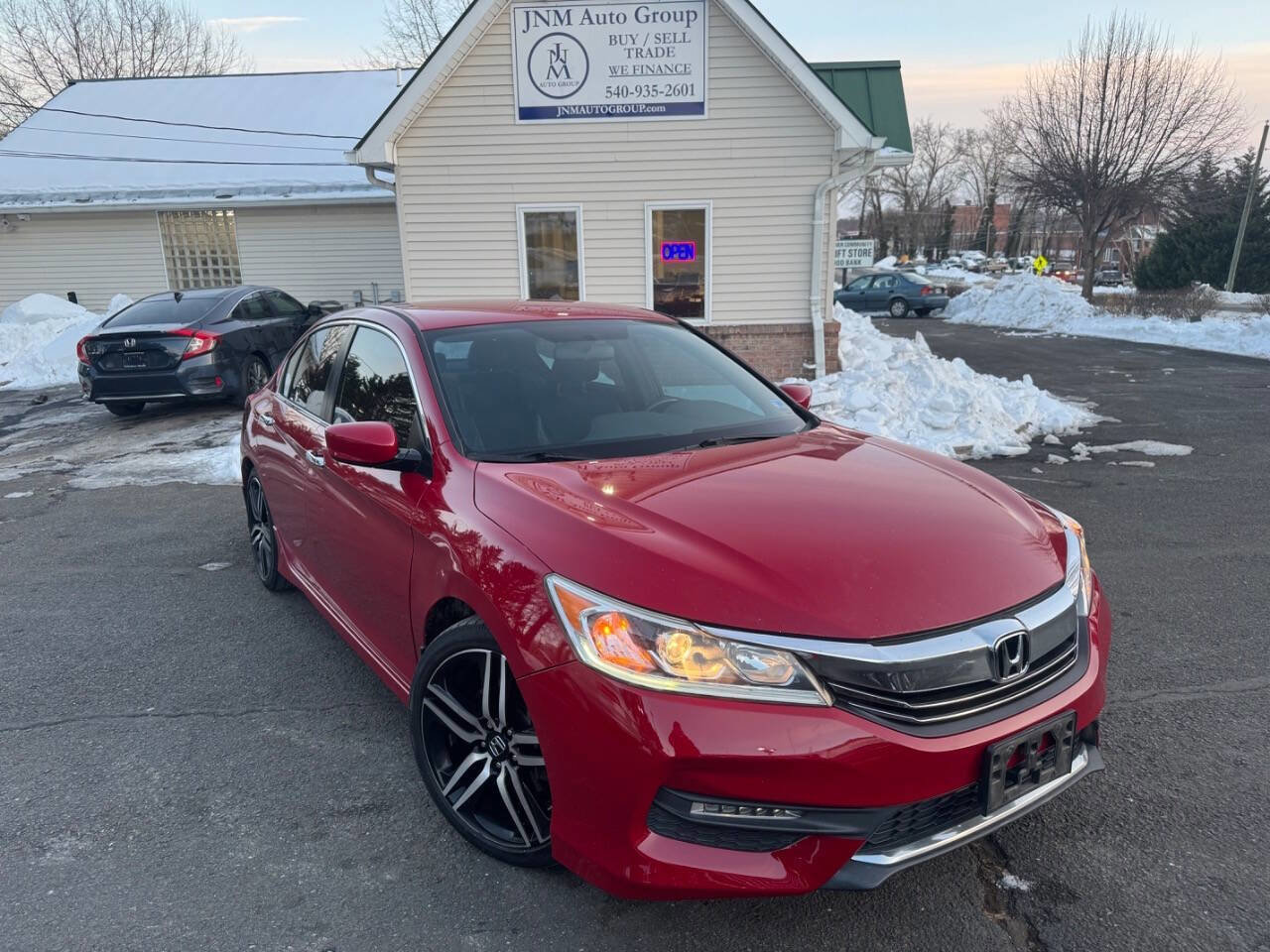 Used 2016 Honda Accord Sport image 1